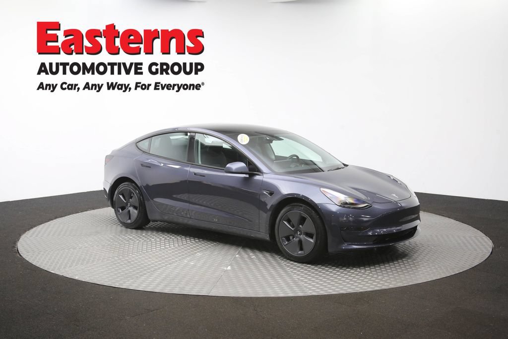 Used 2023 Tesla Model 3 Standard Range RWD image 43