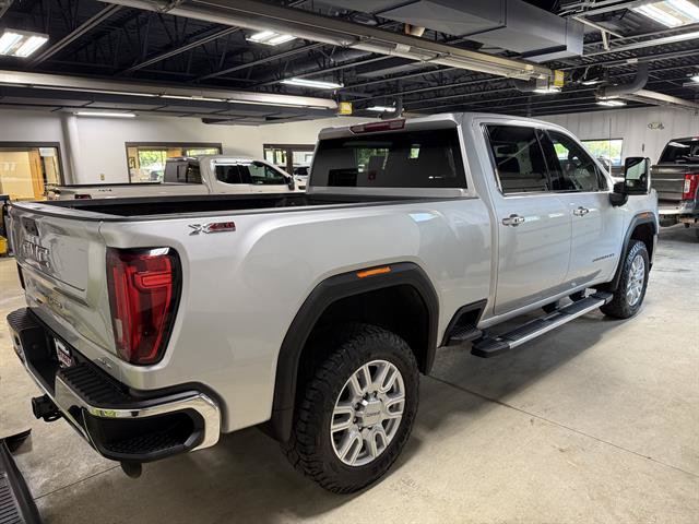 Certified 2023 GMC Sierra 3500 SLT AWD/4WD image 4