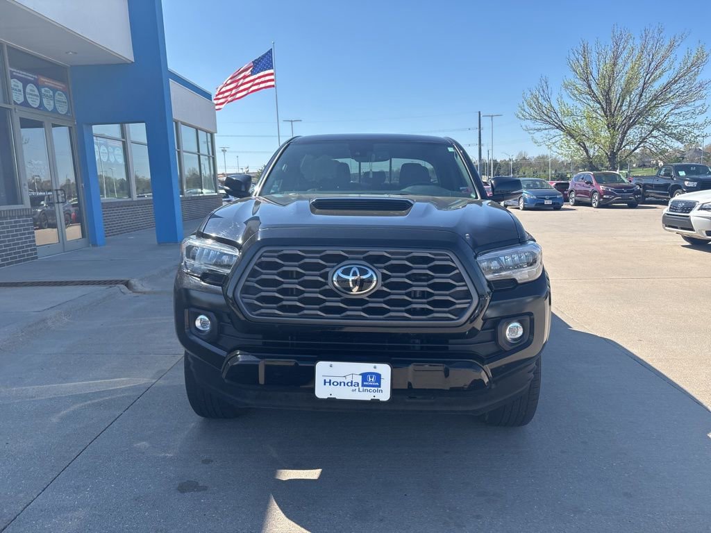 Used 2022 Toyota Tacoma TRD Sport w/ TRD Premium Sport Package image 2