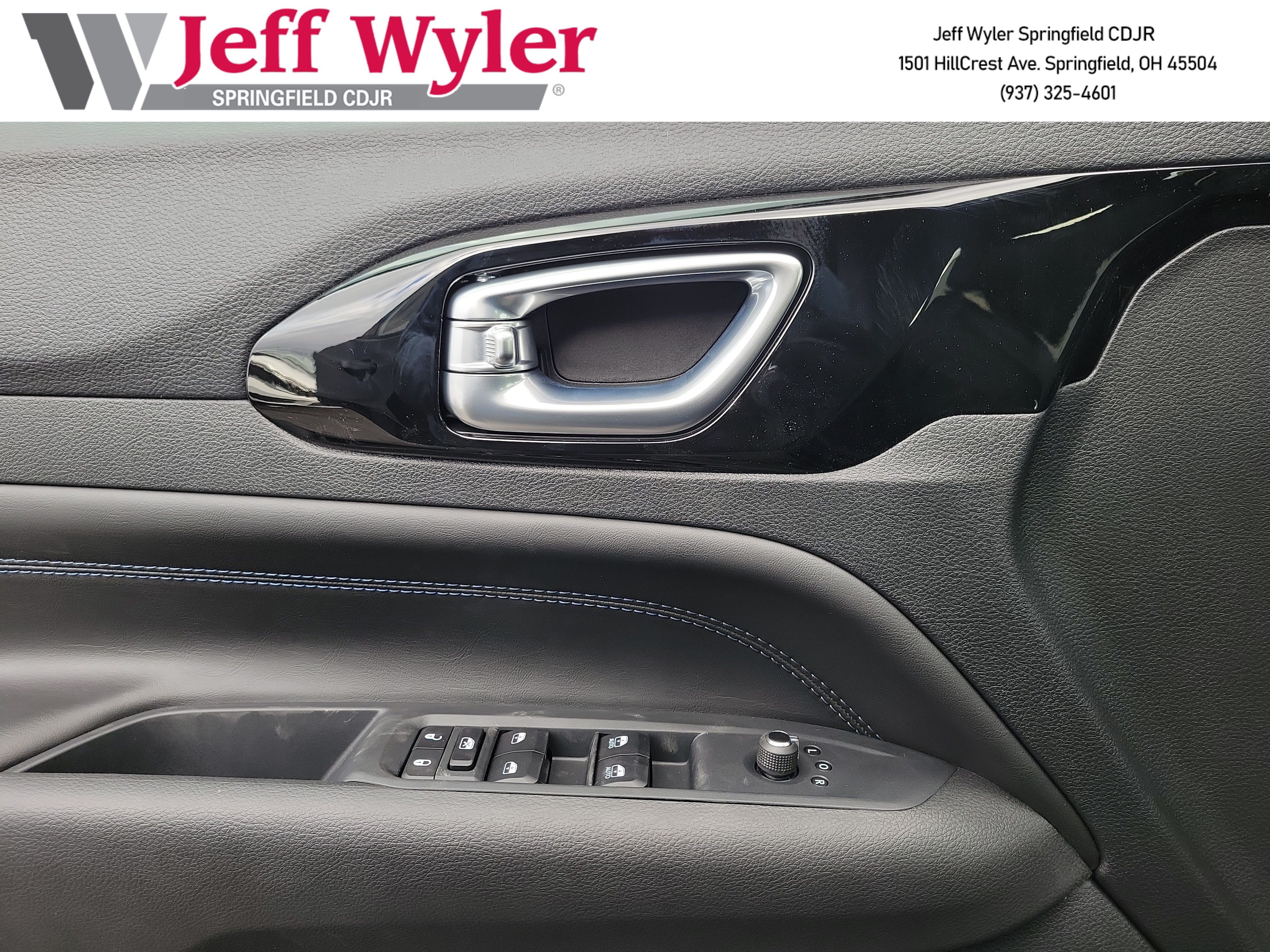 New 2026 Jeep Compass Limited AWD/4WD image 14