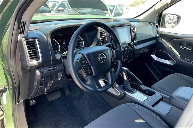 Certified 2024 Nissan Frontier SV w/ Technology Package image 14