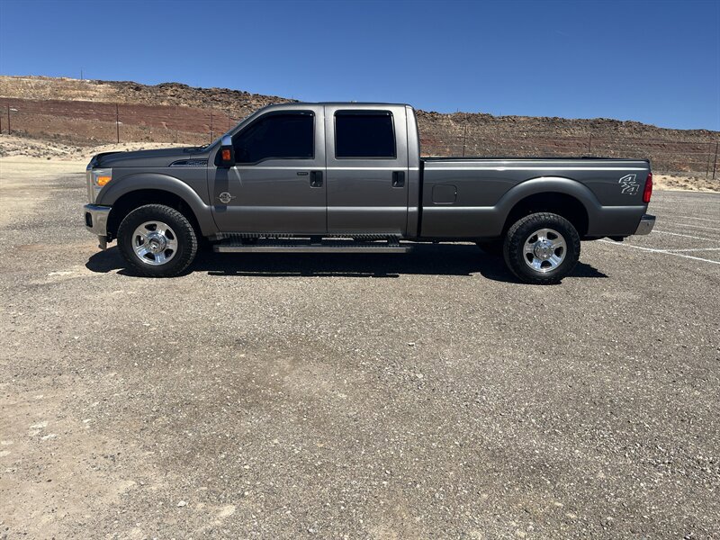 Used 2011 Ford F250 XLT w/ XLT Premium Pkg image 5