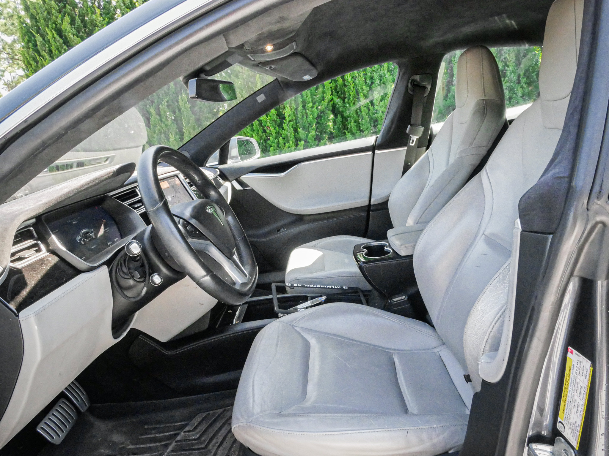 Used 2015 Tesla Model S 70D AWD/4WD image 7