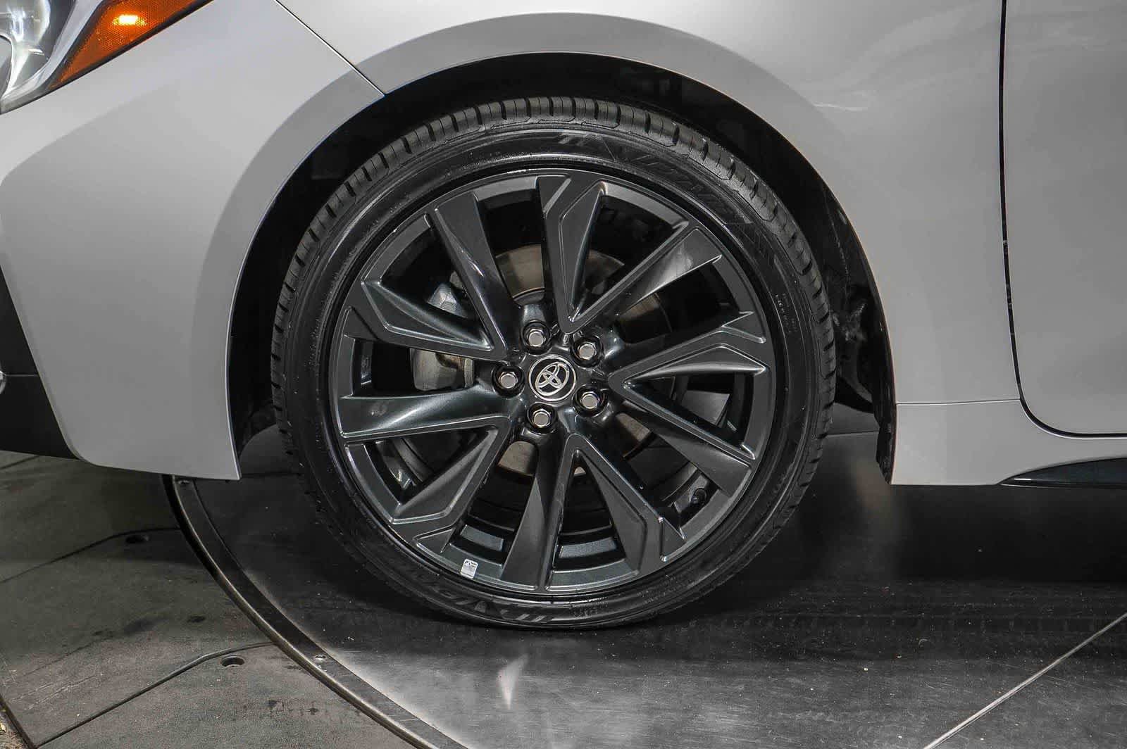 Certified 2024 Toyota Corolla SE FWD image 9
