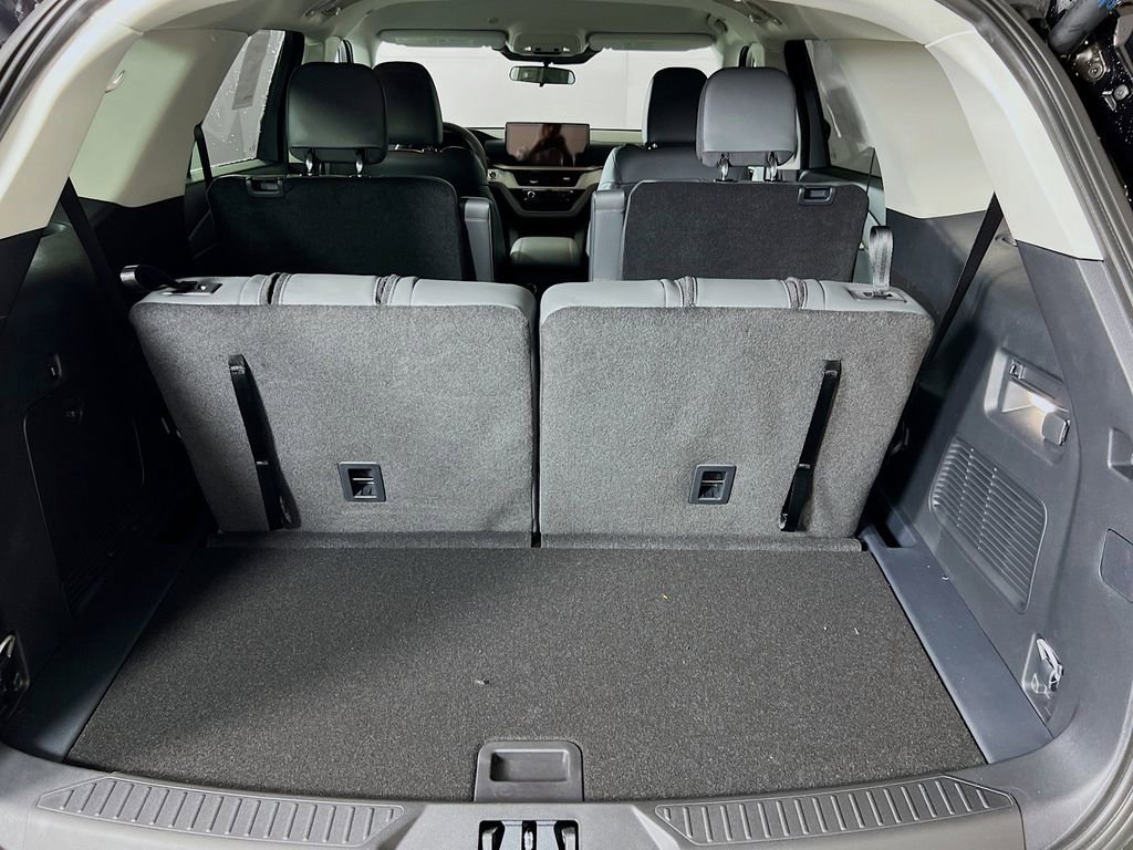 New 2026 Ford Explorer Active w/ Active Comfort Package image 14