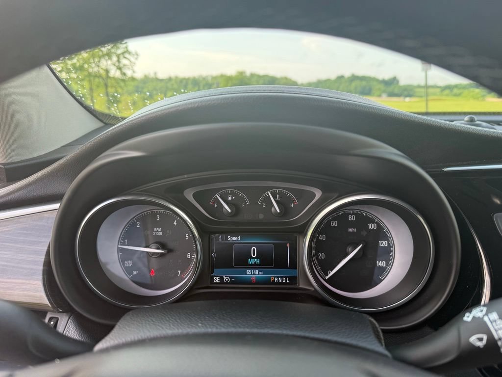 Used 2020 Buick Envision Essence FWD image 35