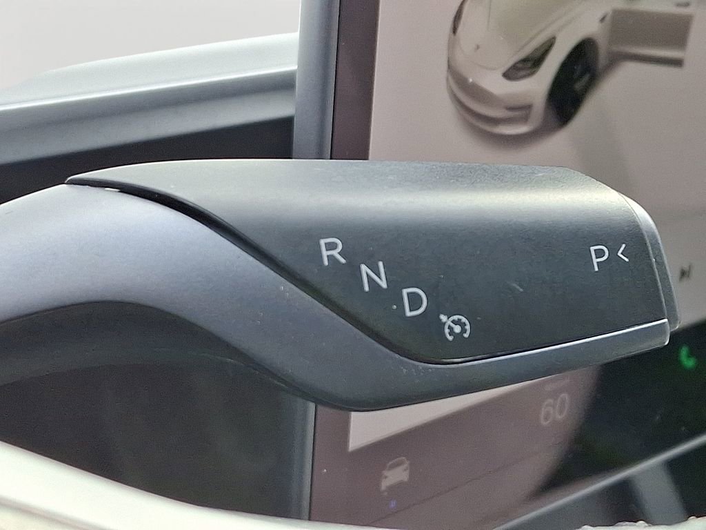 Used 2021 Tesla Model 3 Standard Range Plus image 16