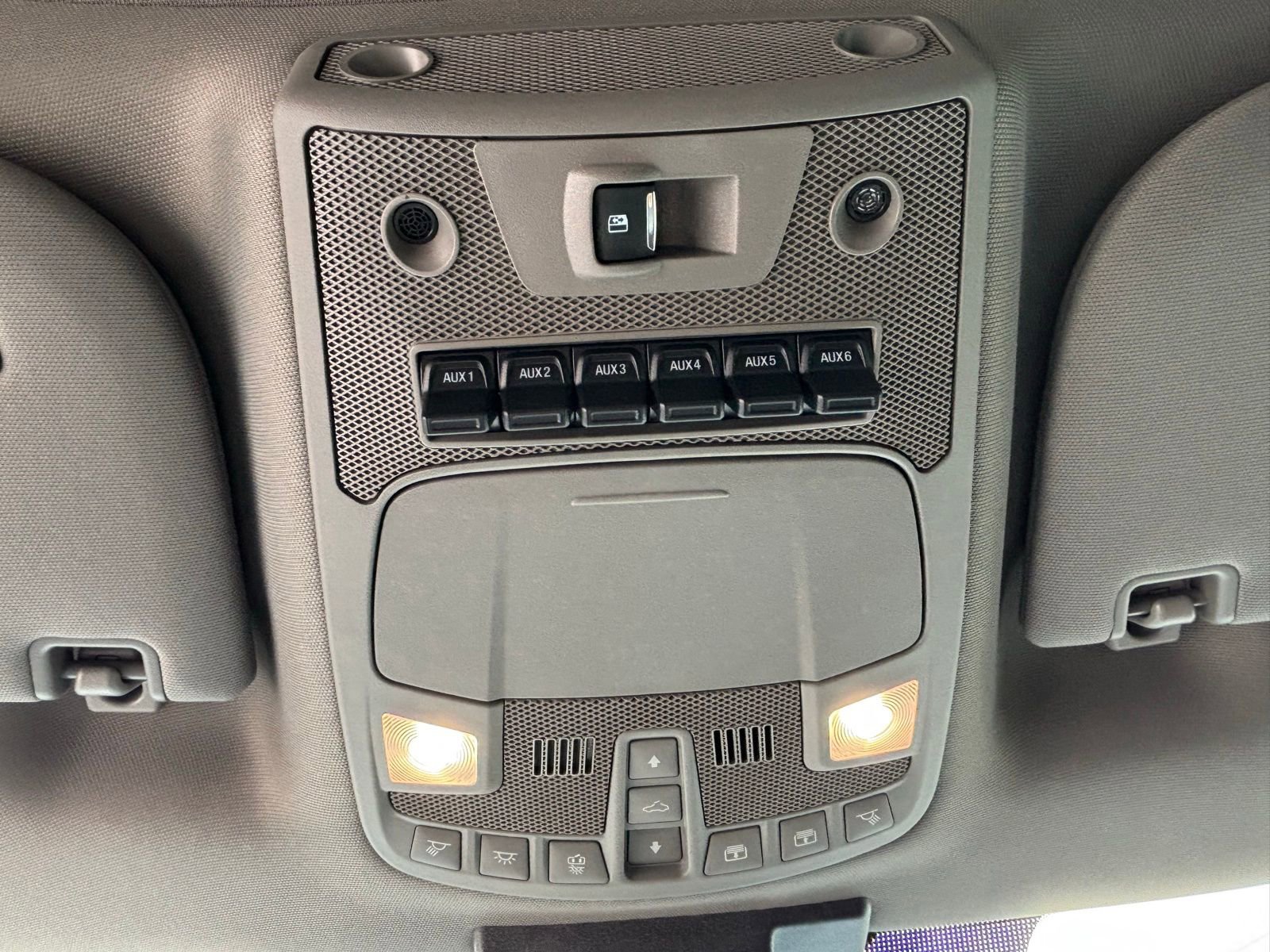 Used 2021 Ford F350 Lariat image 18