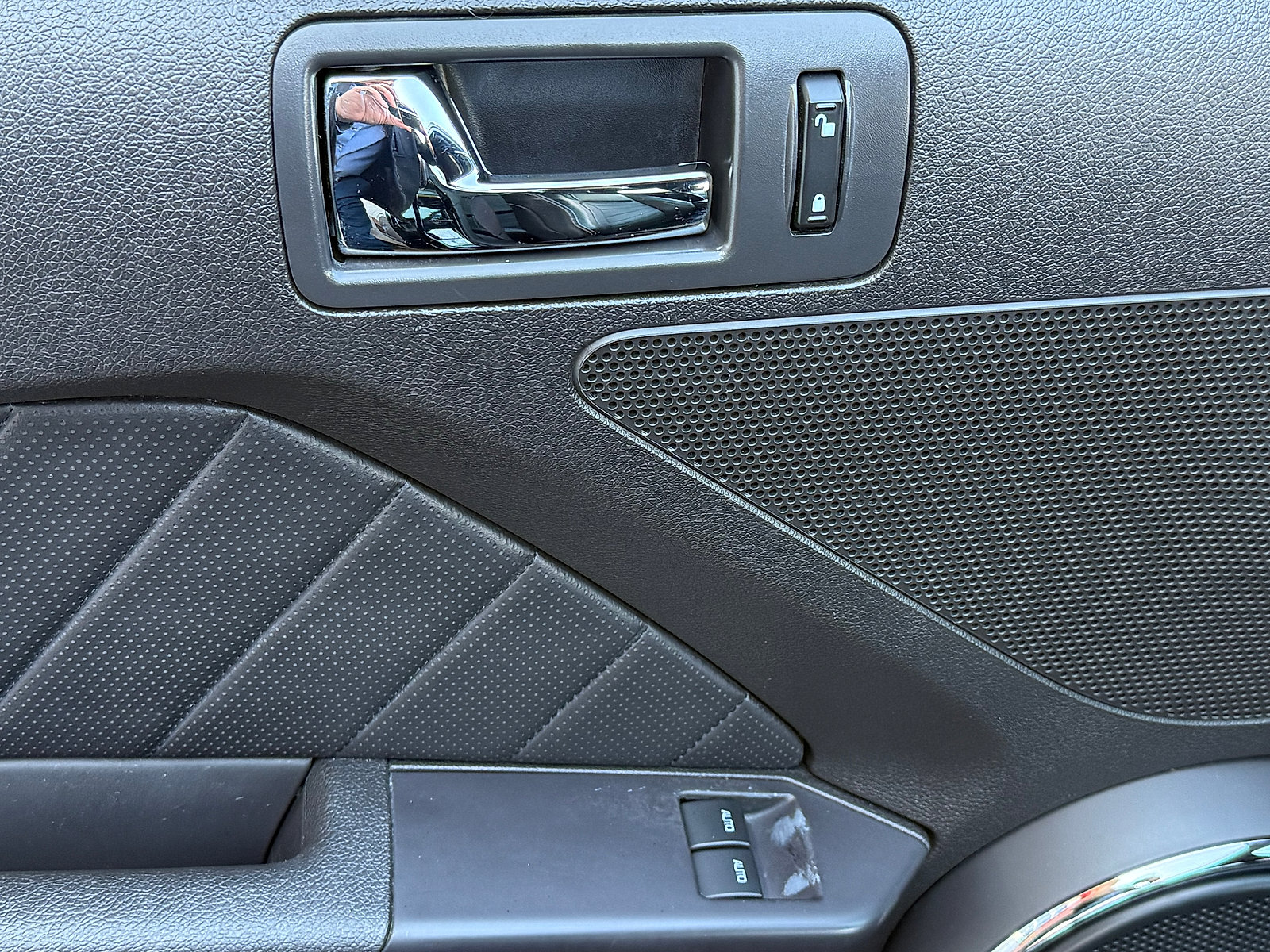 Used 2013 Ford Mustang GT Premium w/ Brembo Brake Pkg image 38