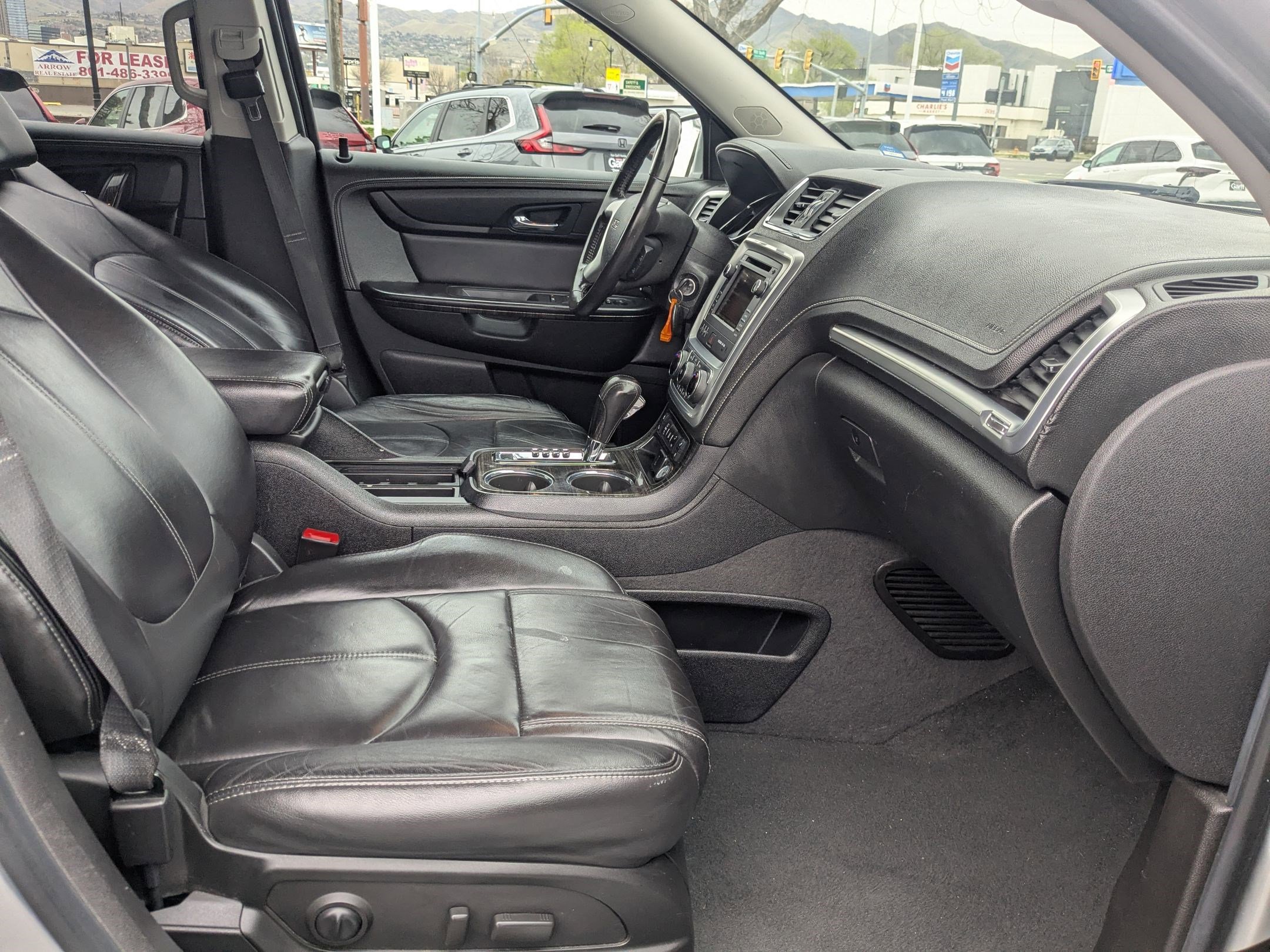 Used 2016 GMC Acadia SLT image 30