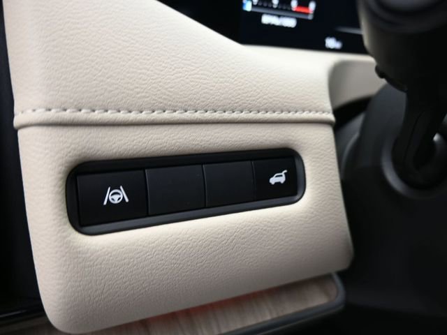 New 2026 Nissan Armada Platinum image 17