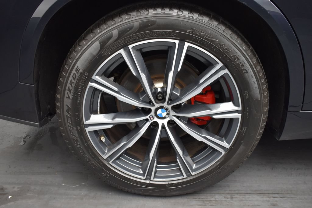 Used 2023 BMW X5 xDrive40i w/ M Sport Package AWD/4WD image 16