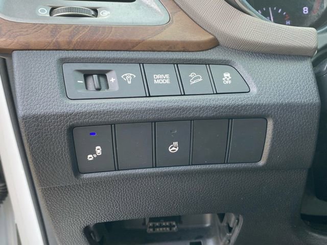 Used 2018 Hyundai Santa Fe Sport image 17