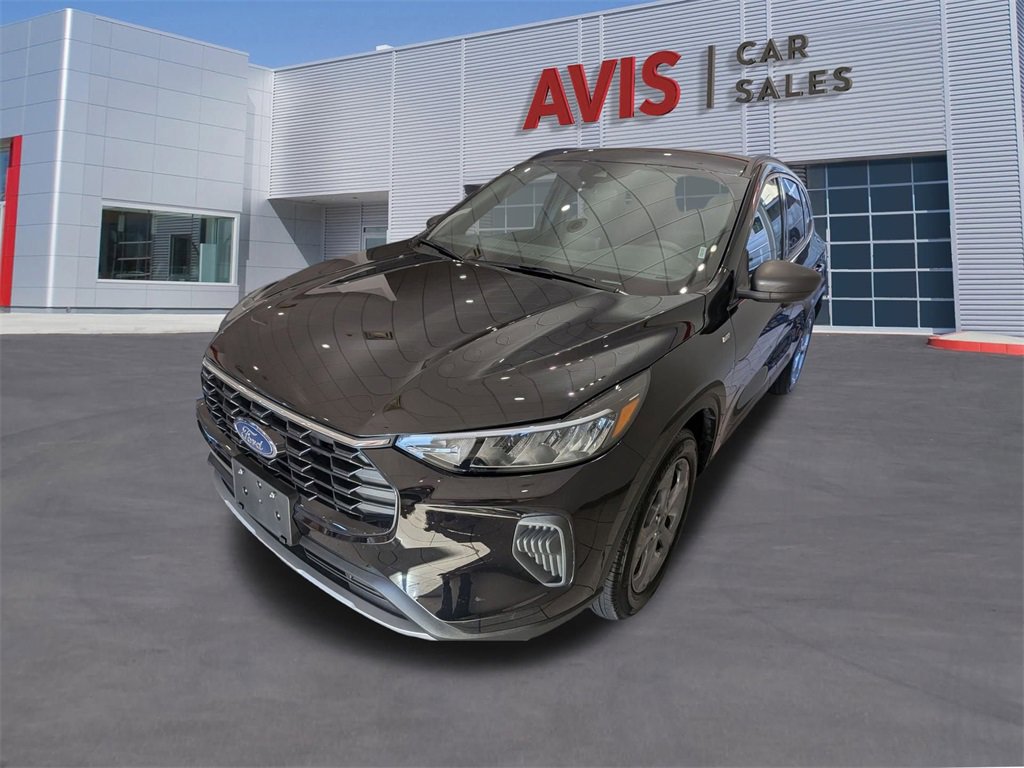 Used 2025 Ford Escape ST-Line image 1