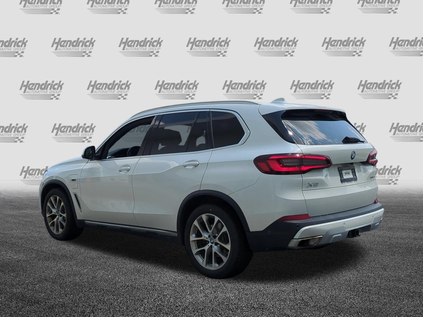Used 2022 BMW X5 xDrive45e w/ Climate Comfort Package AWD/4WD image 8