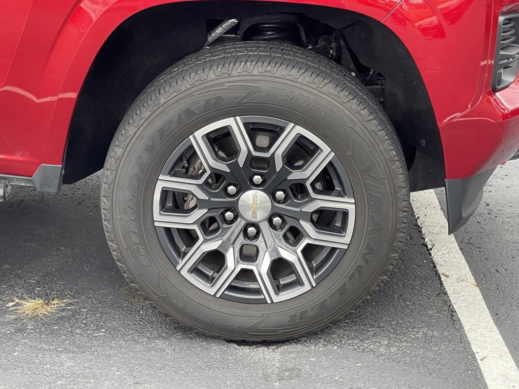 Used 2023 Chevrolet Colorado LT w/ LT Convenience Package III image 10