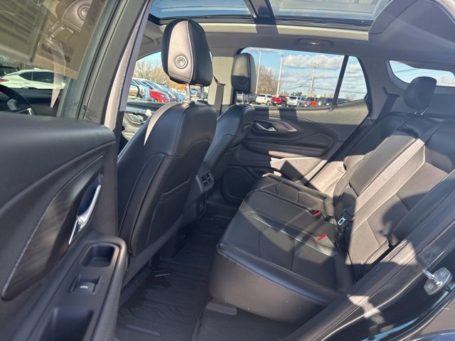 Used 2020 GMC Terrain SLT w/ Preferred Package image 16