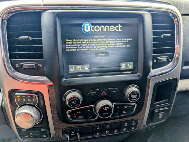 Used 2018 RAM 1500 Laramie w/ Convenience Group AWD/4WD image 9