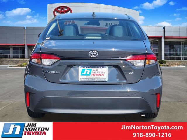 Used 2026 Toyota Corolla LE FWD image 6