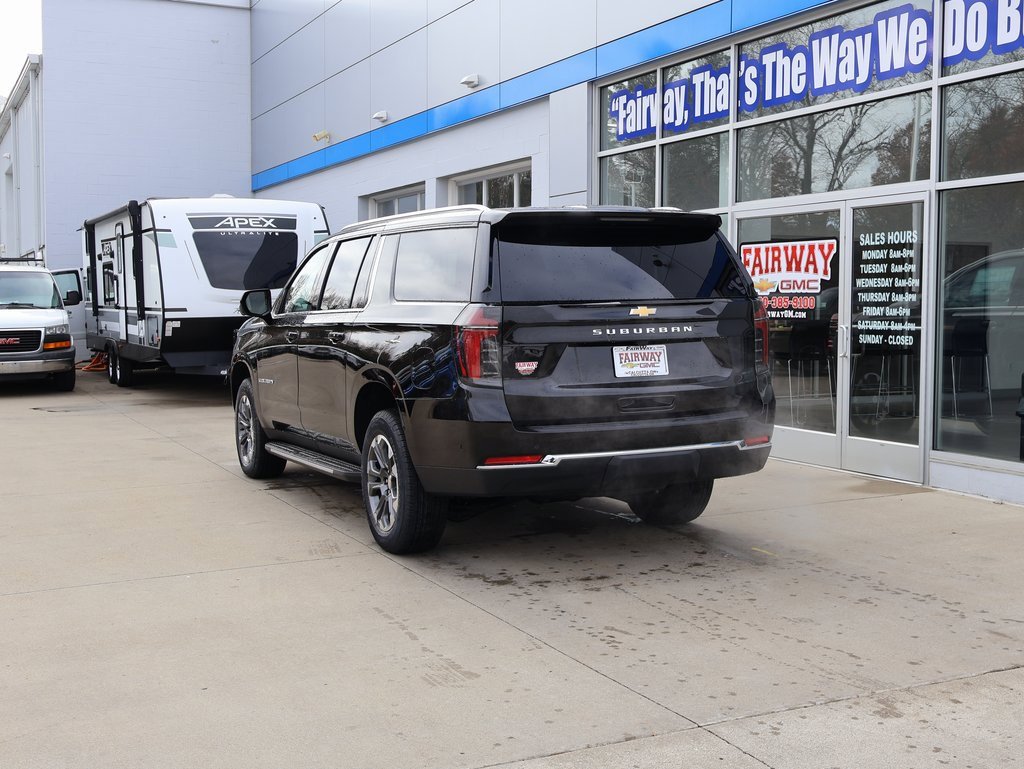 New 2026 Chevrolet Suburban LS image 8