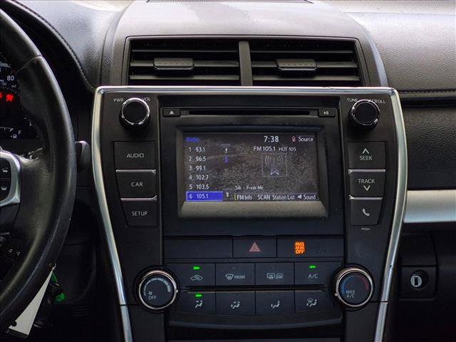 Used 2016 Toyota Camry SE FWD image 11