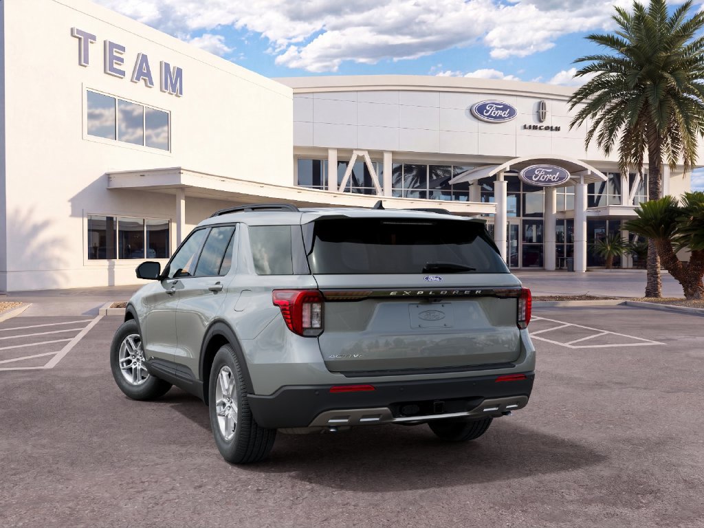 New 2027 Ford Explorer Active w/ Active Comfort Package RWD image 8