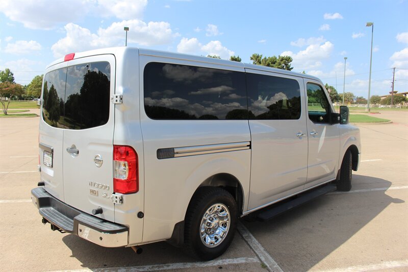 Used 2014 Nissan NV 3500 SL w/ Technology Package RWD image 6
