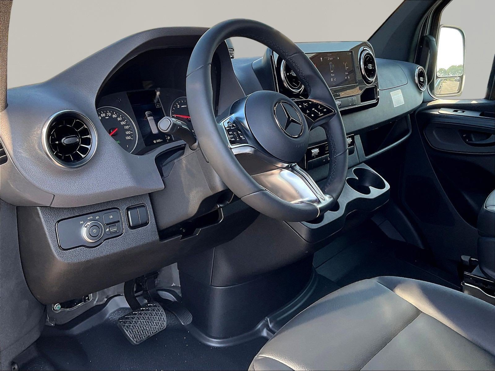 New 2025 Mercedes-Benz Sprinter 2500 image 15