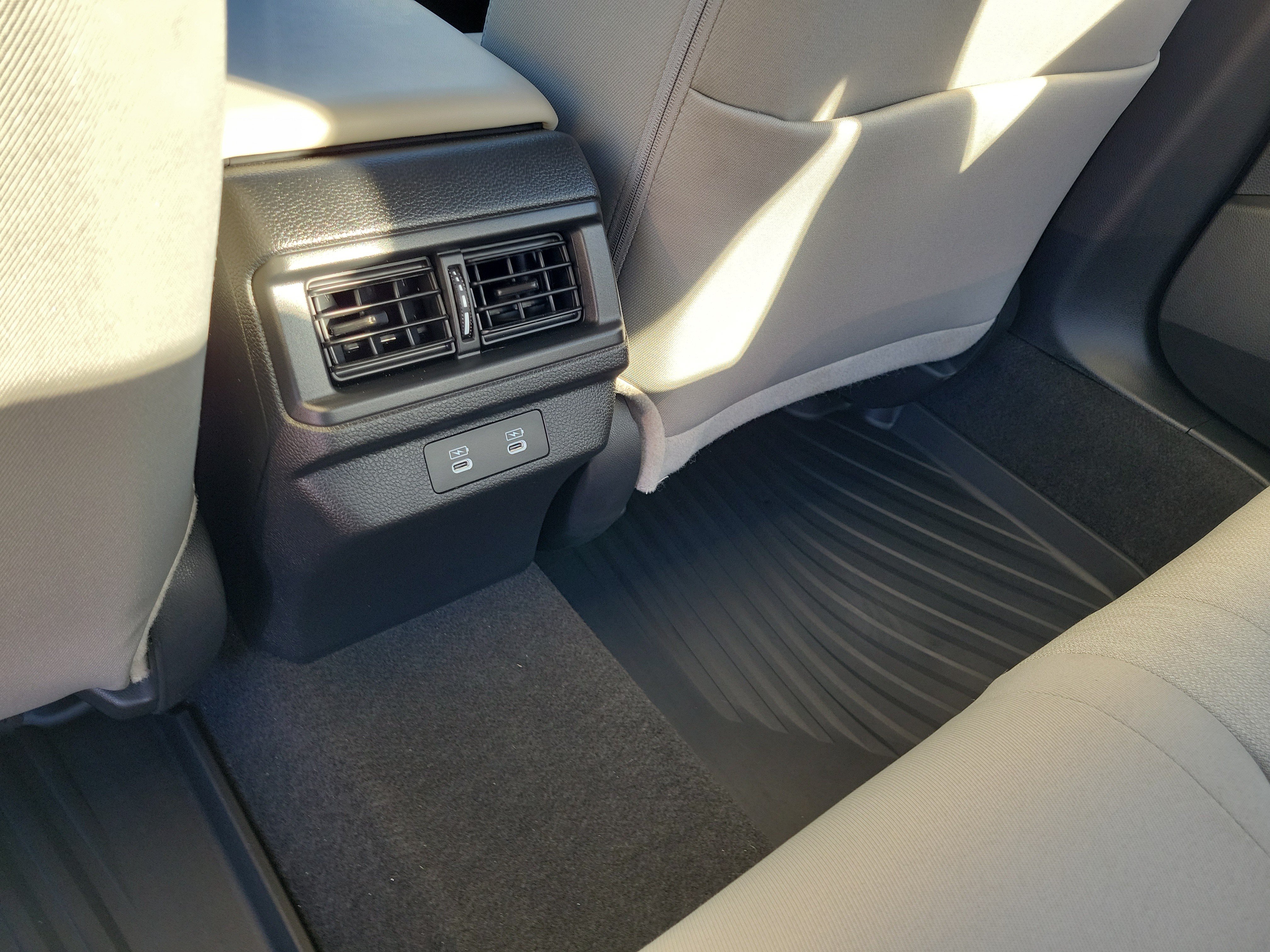 Used 2025 Honda Accord SE image 13