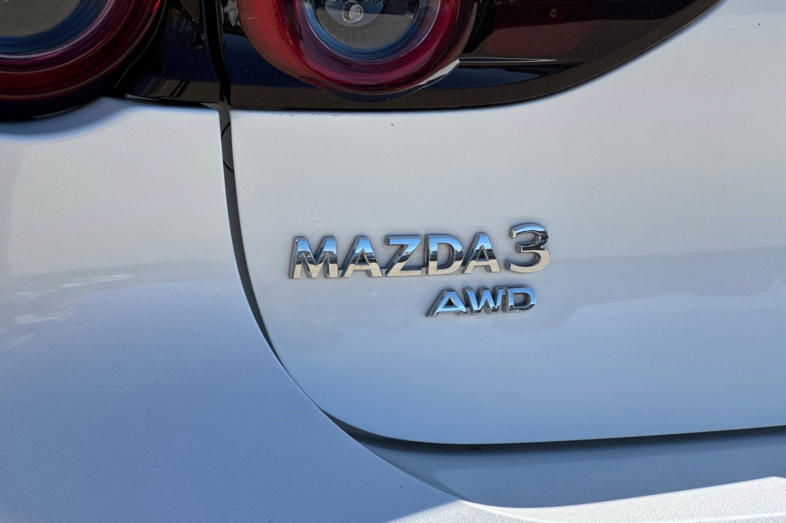 Used 2019 MAZDA MAZDA3 AWD Hatchback w/ Premium Pkg image 22