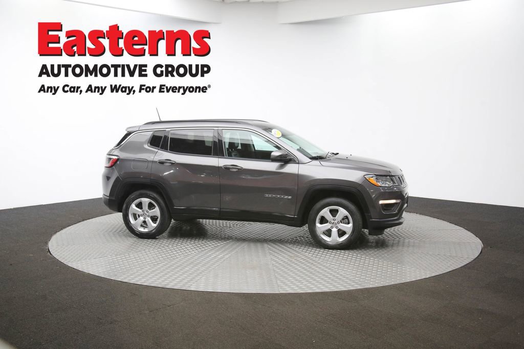 Used 2021 Jeep Compass Latitude w/ Driver Assistance Group image 44