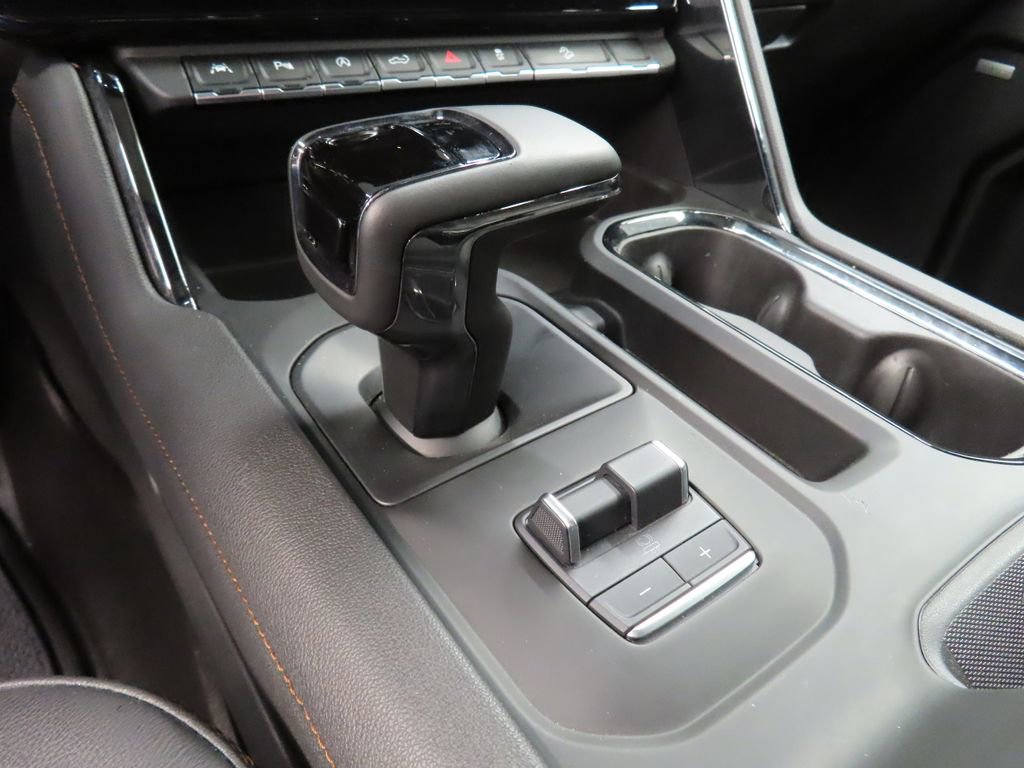 Used 2025 GMC Sierra 1500 AT4 w/ AT4 Premium Package AWD/4WD image 73