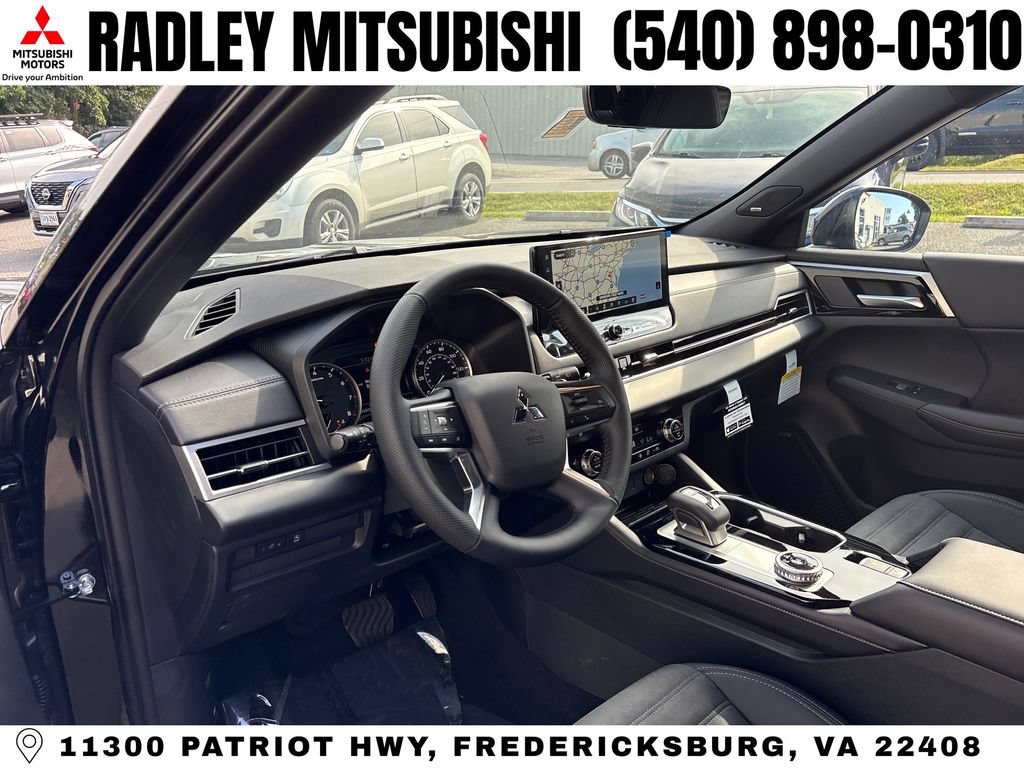 New 2026 Mitsubishi Outlander LE AWD/4WD image 4