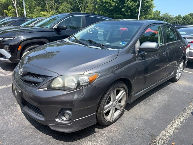 Used 2013 Toyota Corolla S w/ Premium Pkg FWD image 3
