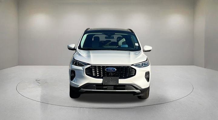 New 2025 Ford Escape SE w/ PHEV Premium Package image 2