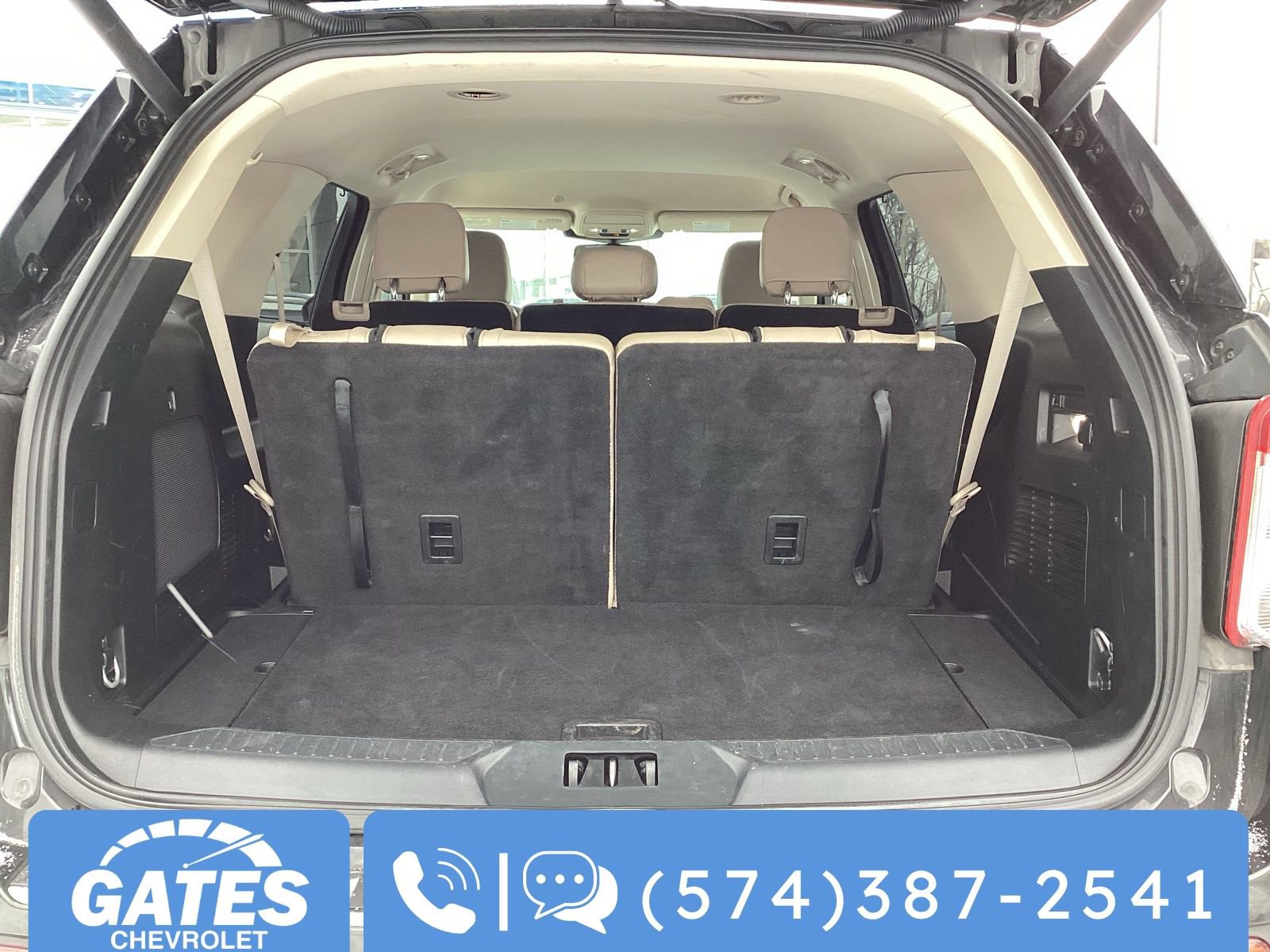 Used 2023 Ford Explorer Limited image 11