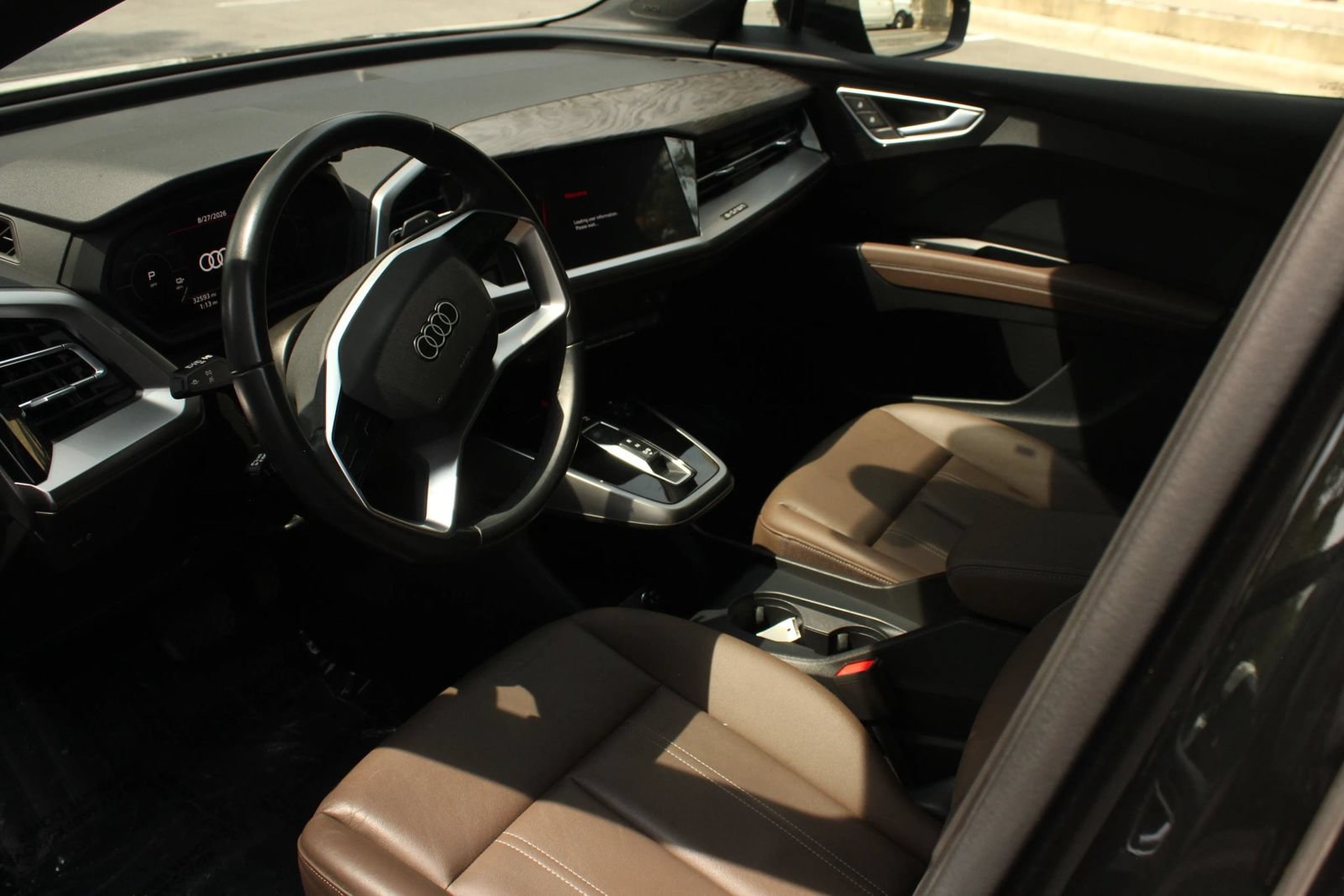Used 2023 Audi Q4 e-tron Premium Plus w/ Premium Plus AWD/4WD image 14