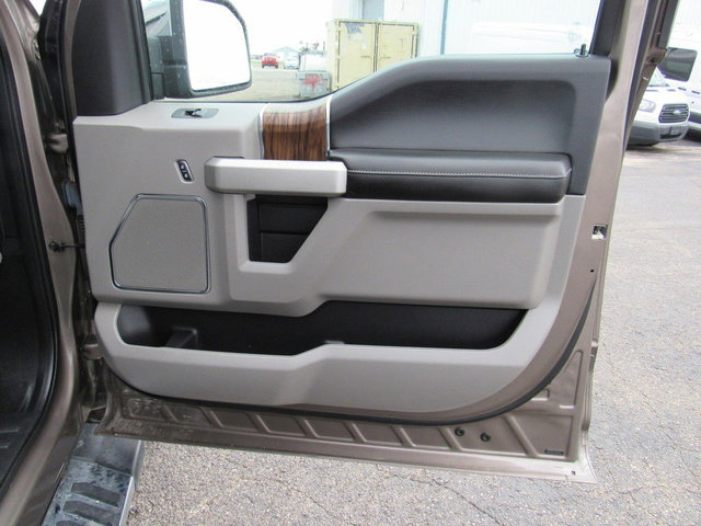 Used 2018 Ford F150 Lariat w/ Equipment Group 502A Luxury image 12