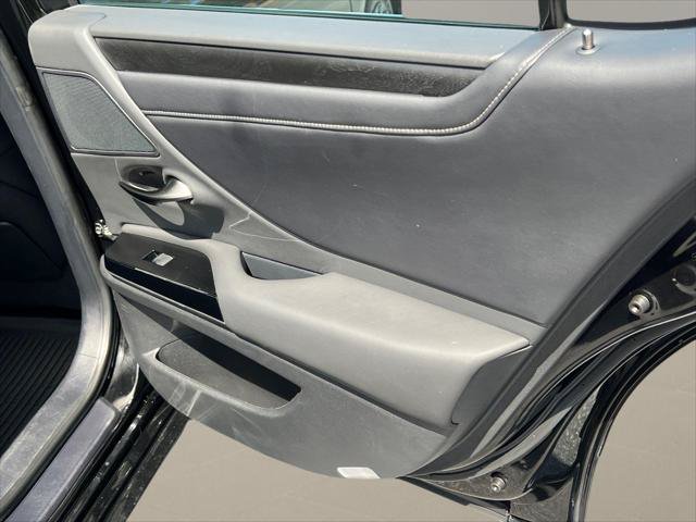 Certified 2024 Lexus ES 350 w/ Technology Package FWD image 14