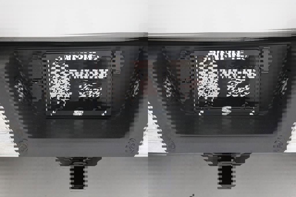 Used 2015 Ford F150 XLT w/ Equipment Group 302A Luxury image 11