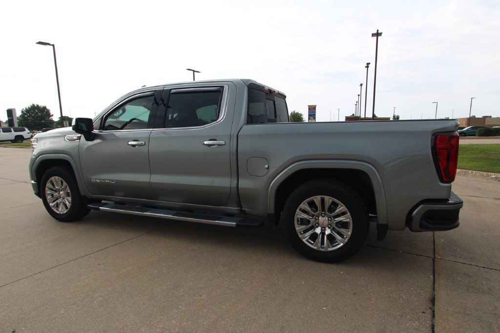 Used 2024 GMC Sierra 1500 Denali w/ Technology Package RWD image 18