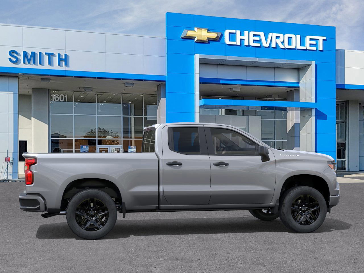 New 2026 Chevrolet Silverado 1500 Custom w/ LPO, Dark Essentials Package image 5