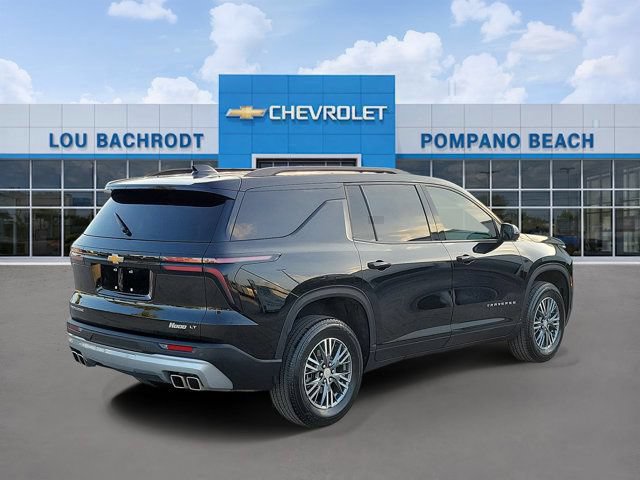 Used 2024 Chevrolet Traverse LT FWD image 3