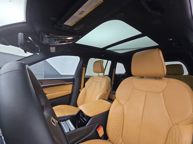 Used 2022 Jeep Grand Cherokee Summit w/ Advanced Protech Group IV AWD/4WD image 22