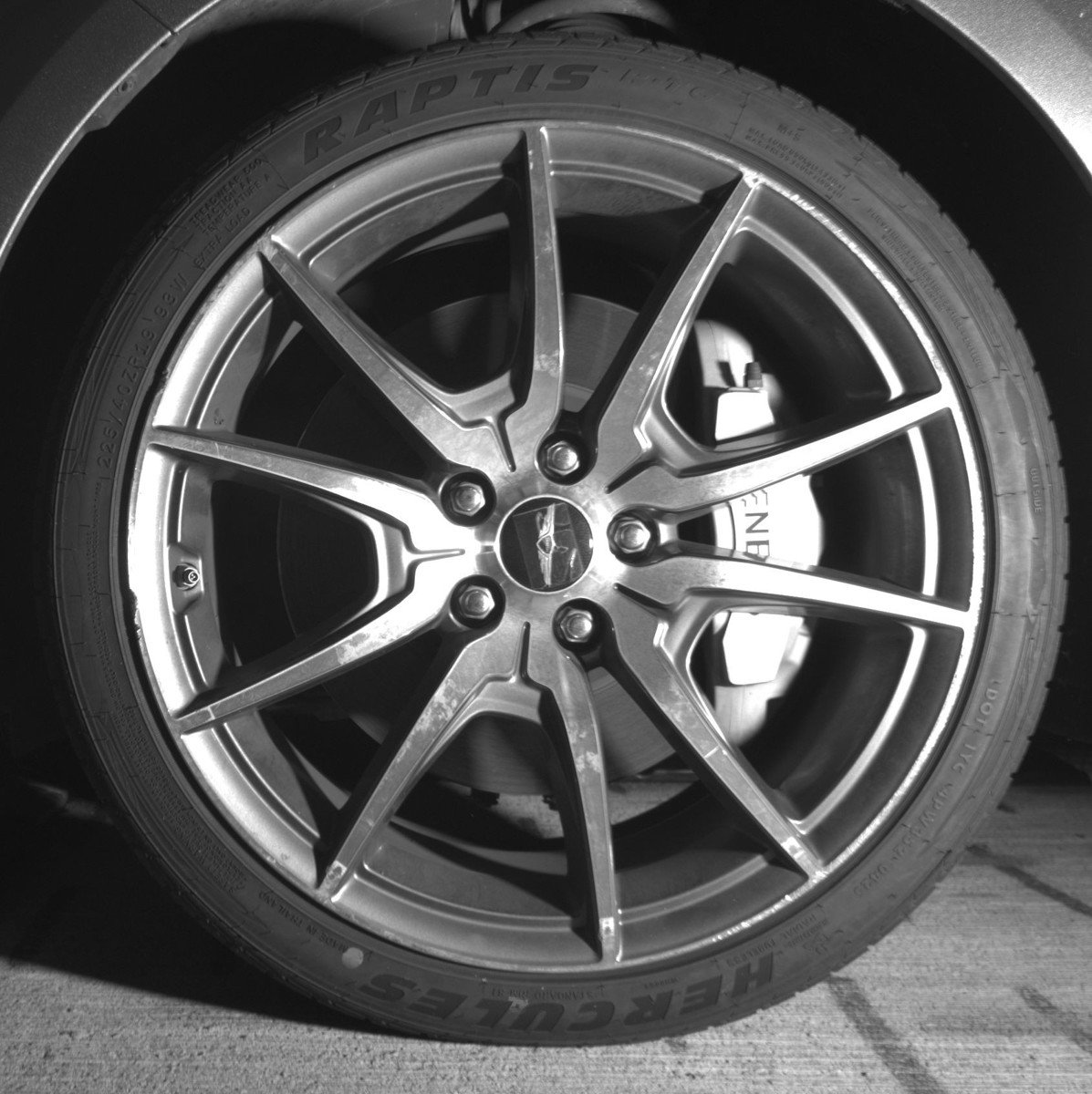 Used 2025 Genesis G70 2.5T image 12