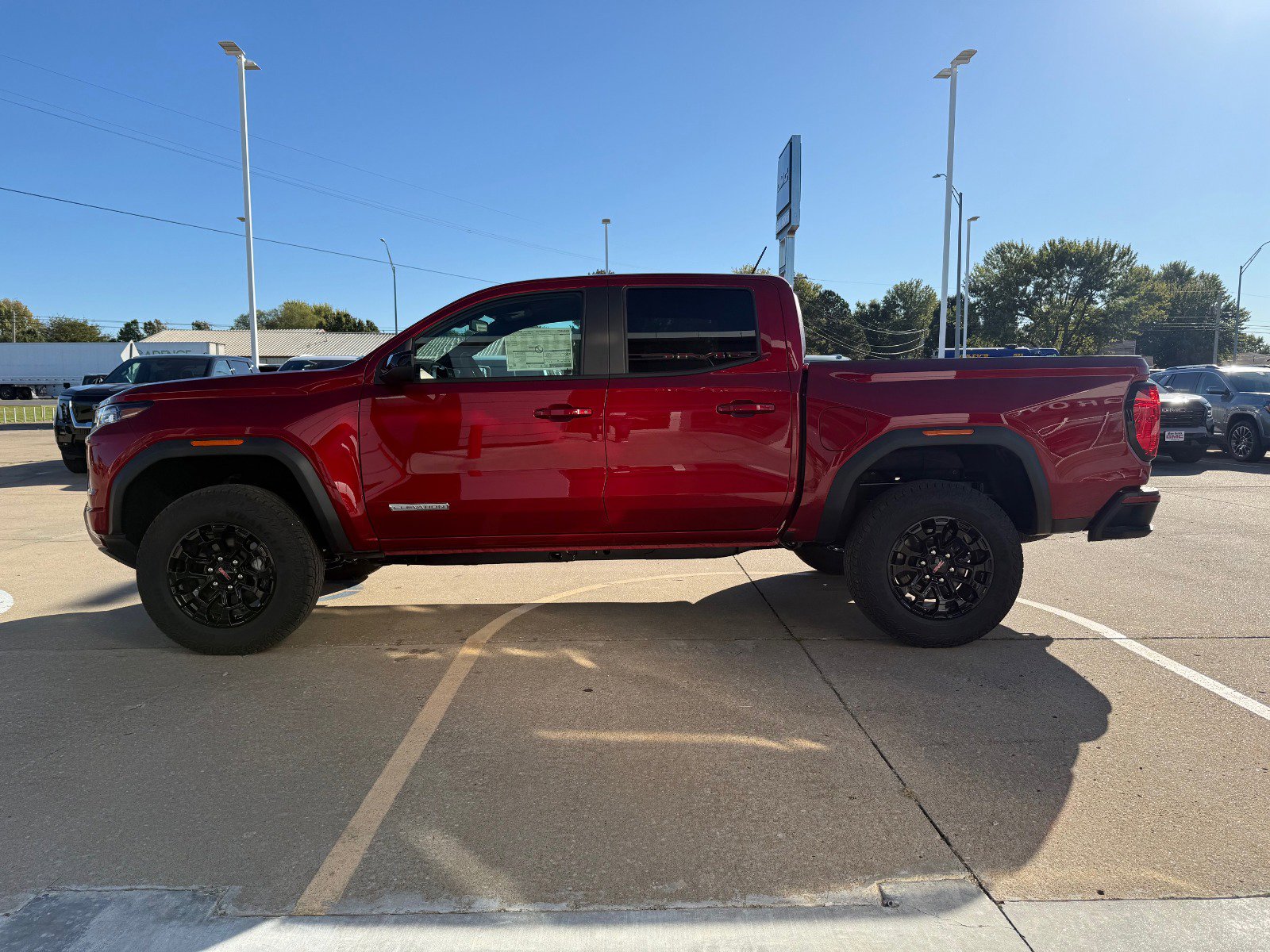 New 2026 GMC Canyon Elevation w/ Convenience Package image 6