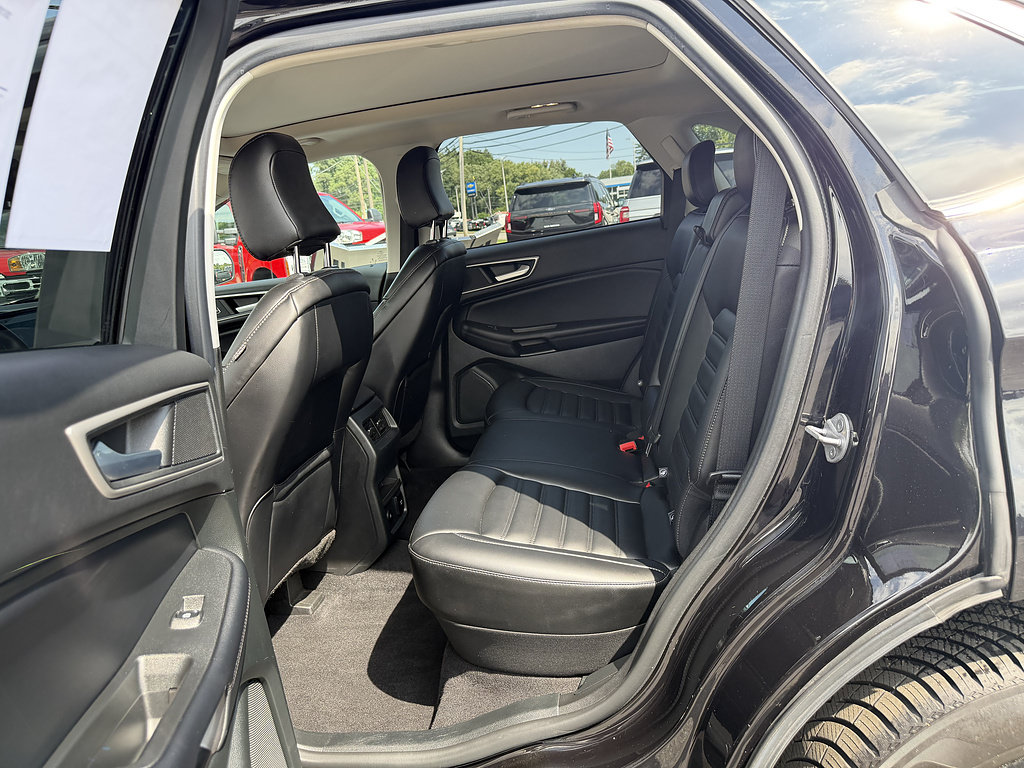 Certified 2023 Ford Edge SEL w/ Convenience Package AWD/4WD image 11