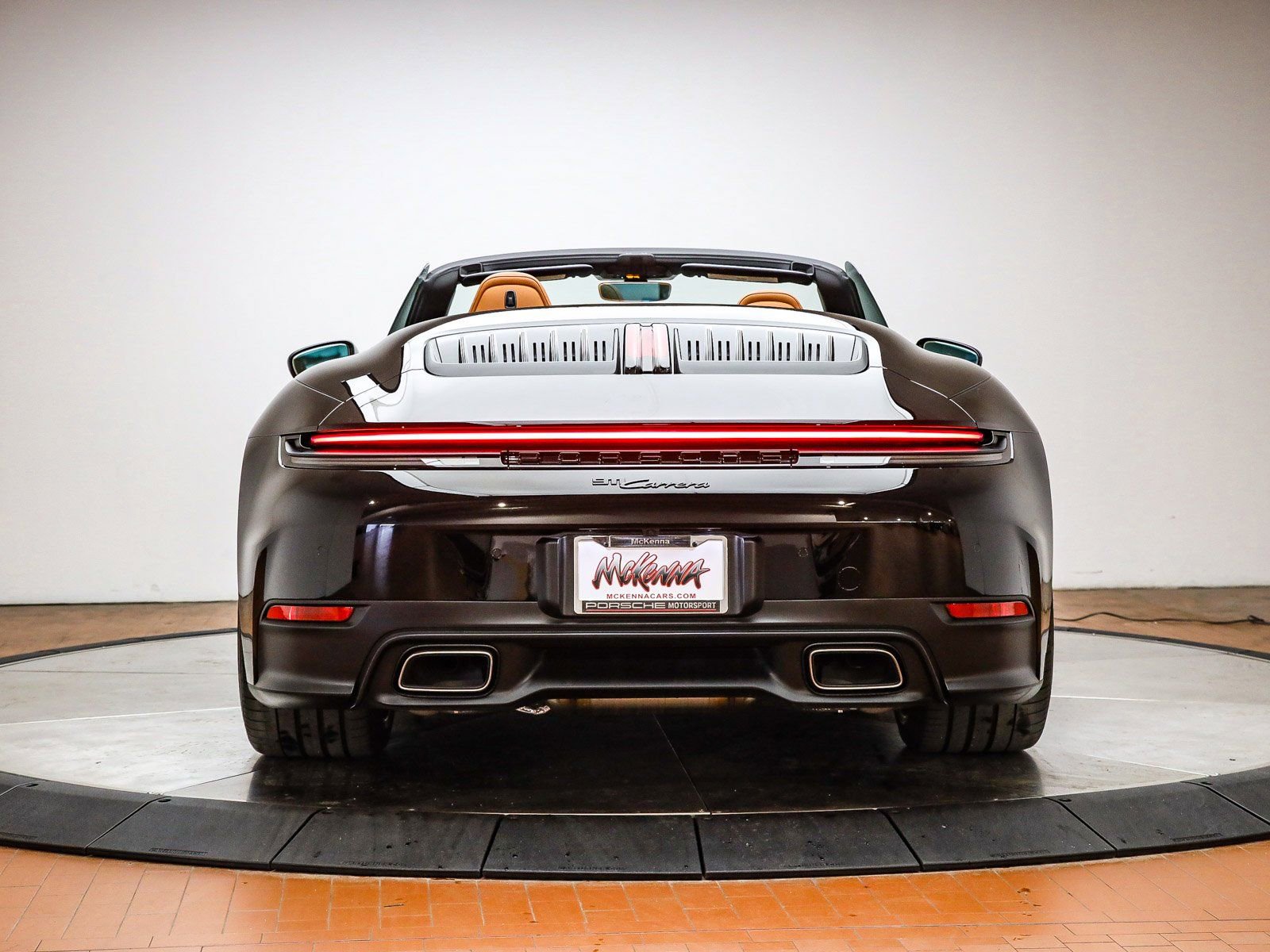Used 2026 Porsche 911 Carrera image 7