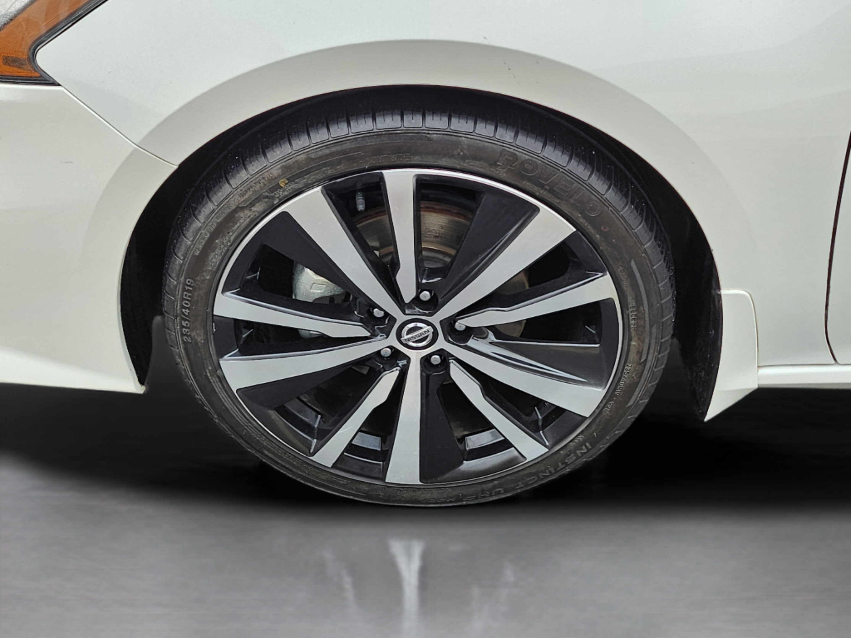 Used 2021 Nissan Altima 2.5 SR w/ SR Premium Package FWD image 31