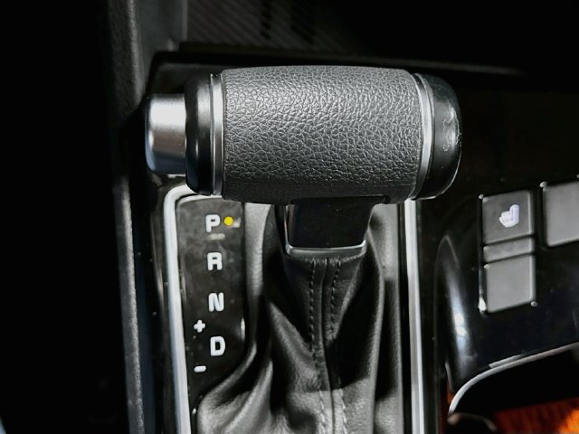 Certified 2024 Kia Sportage EX AWD/4WD image 17